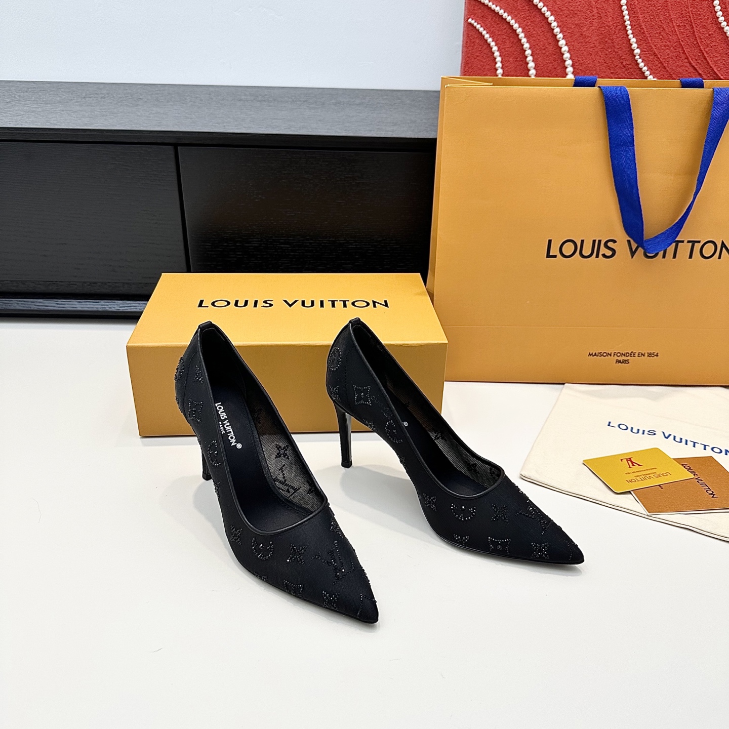 Women's high heels